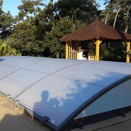 Proche Mer/piscine Chauffee Et Securisee/climatisation *