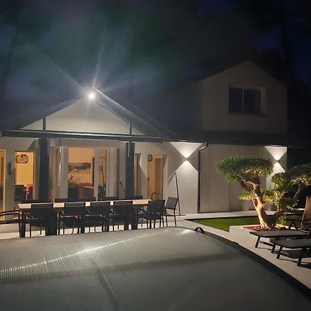 Proche Mer/piscine Chauffee Et Securisee/climatisation Villa *