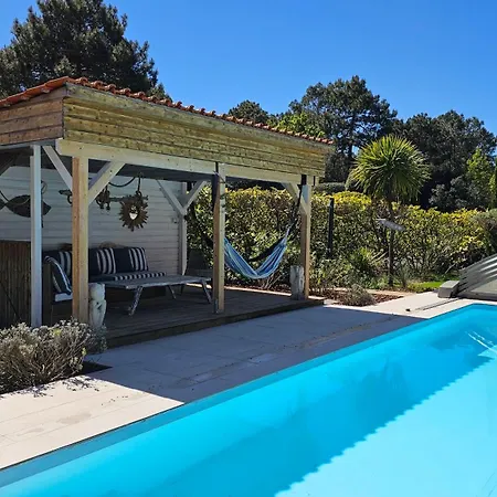 Proche Mer/piscine Chauffee Et Securisee/climatisation *